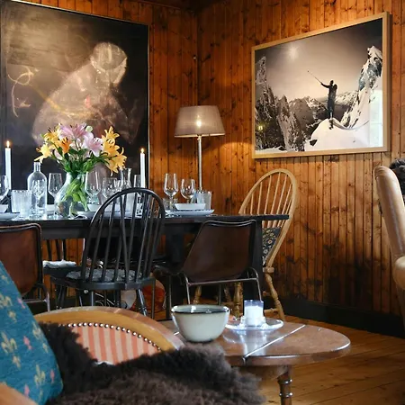 Historic Building On Kjeoya In Lofoten 別荘