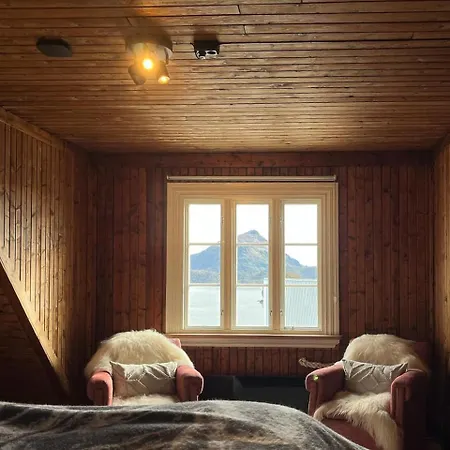 別荘 Historic Building On Kjeoya In Lofoten *