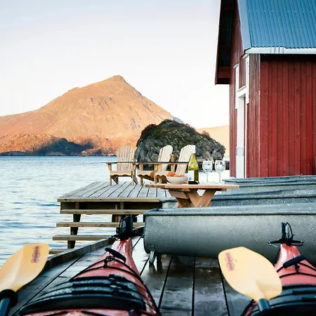 Historic Building On Kjeoya In Lofoten 別荘 *